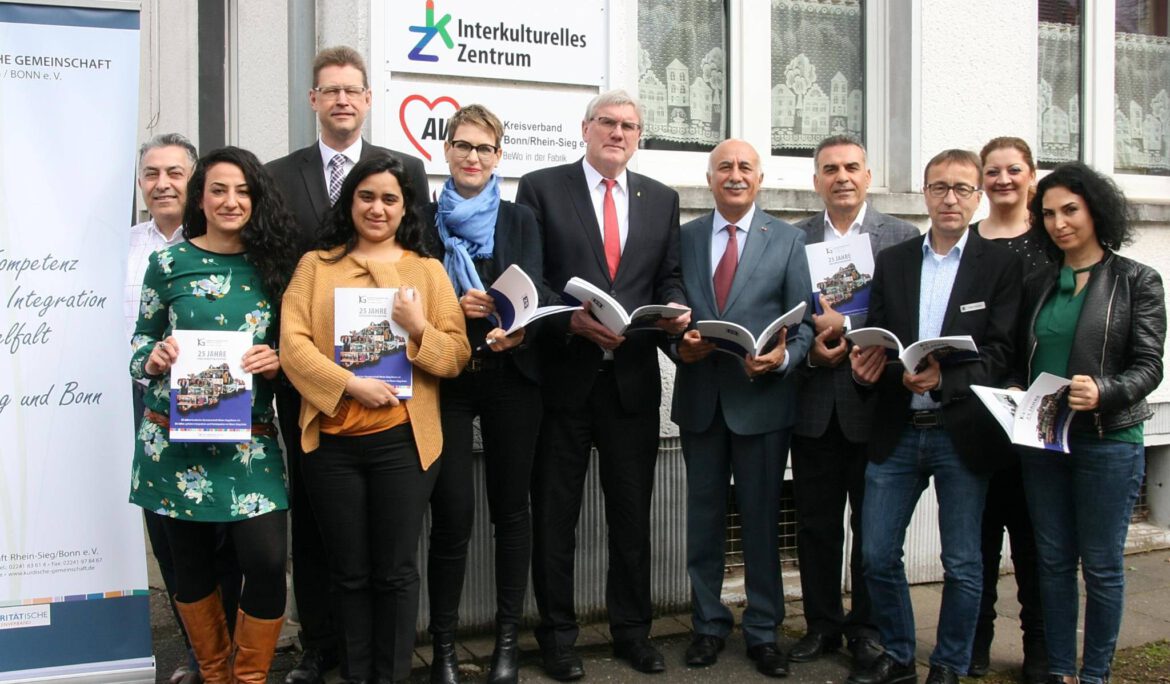 Festschrift würdigt Arbeit der Kurdischen Gemeinschaft Rhein-Sieg/Bonn