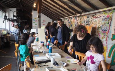 Kulturen begegnen sich durch Porträts