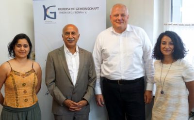 Ulrich Kelber der Bundestagsabgeordnete der SPD besucht die Kurdische Gemeinschaft