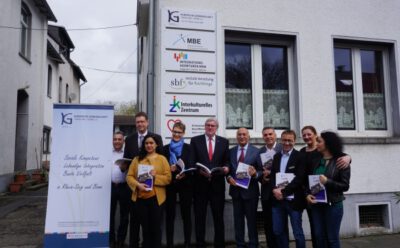 Jubiläumspublikation der Kurdischen Gemeinschaft ist veröffentlicht