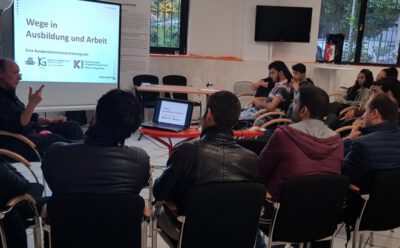 Wege in Ausbildung und Arbeit