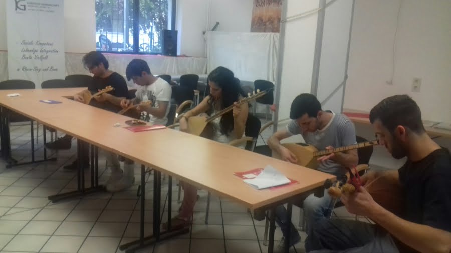 Neuer Saz-Kurs startet