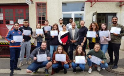 Antidiskriminierungsprojekt bildet Jugendliche aus