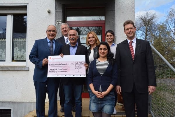 Lions Troisdorf fördert Sprachkurse für Flüchtlinge