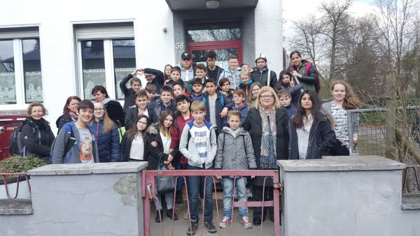 Schüler der „Gut Drauf“ Hauptschule zu Besuch bei der Kurdischen Gemeinschaft